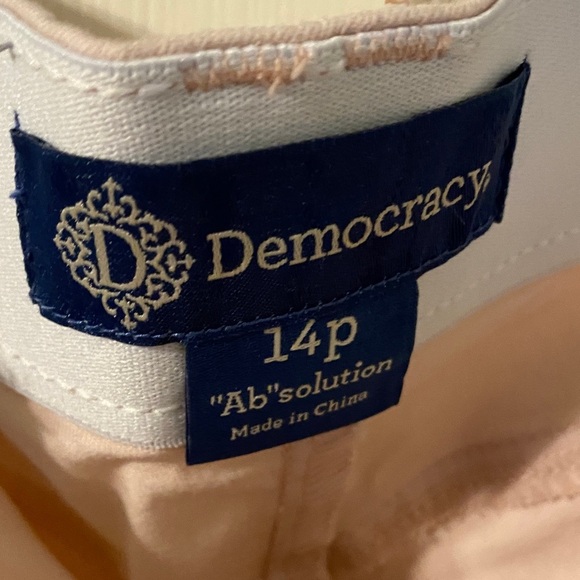 Democracy Blush Ankle Jeans - Picture 4 of 11